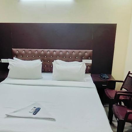 Pph Royal Gs Comforts Opp Mall Of Asia Bangalore Luaran gambar